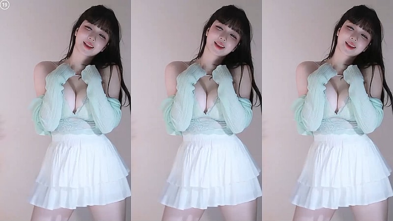노템 노브라 슴부먼트 가슴 무빙 BJㄹ아