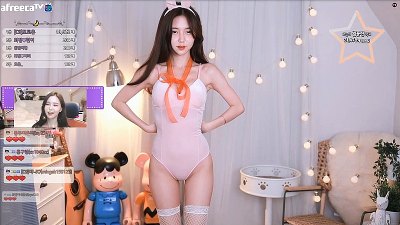존예 귀요미 여캠 BJㅎ정 핑크 바니걸 의상